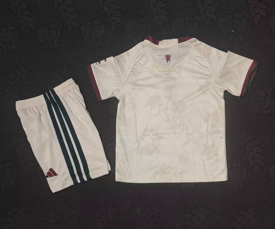 Manchester United 26/27 Kids Away White kit