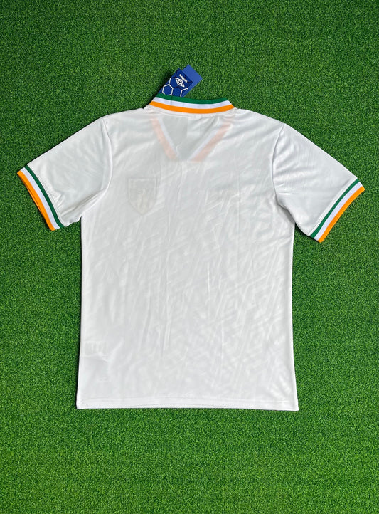 Ireland Commemorative Edition White kit