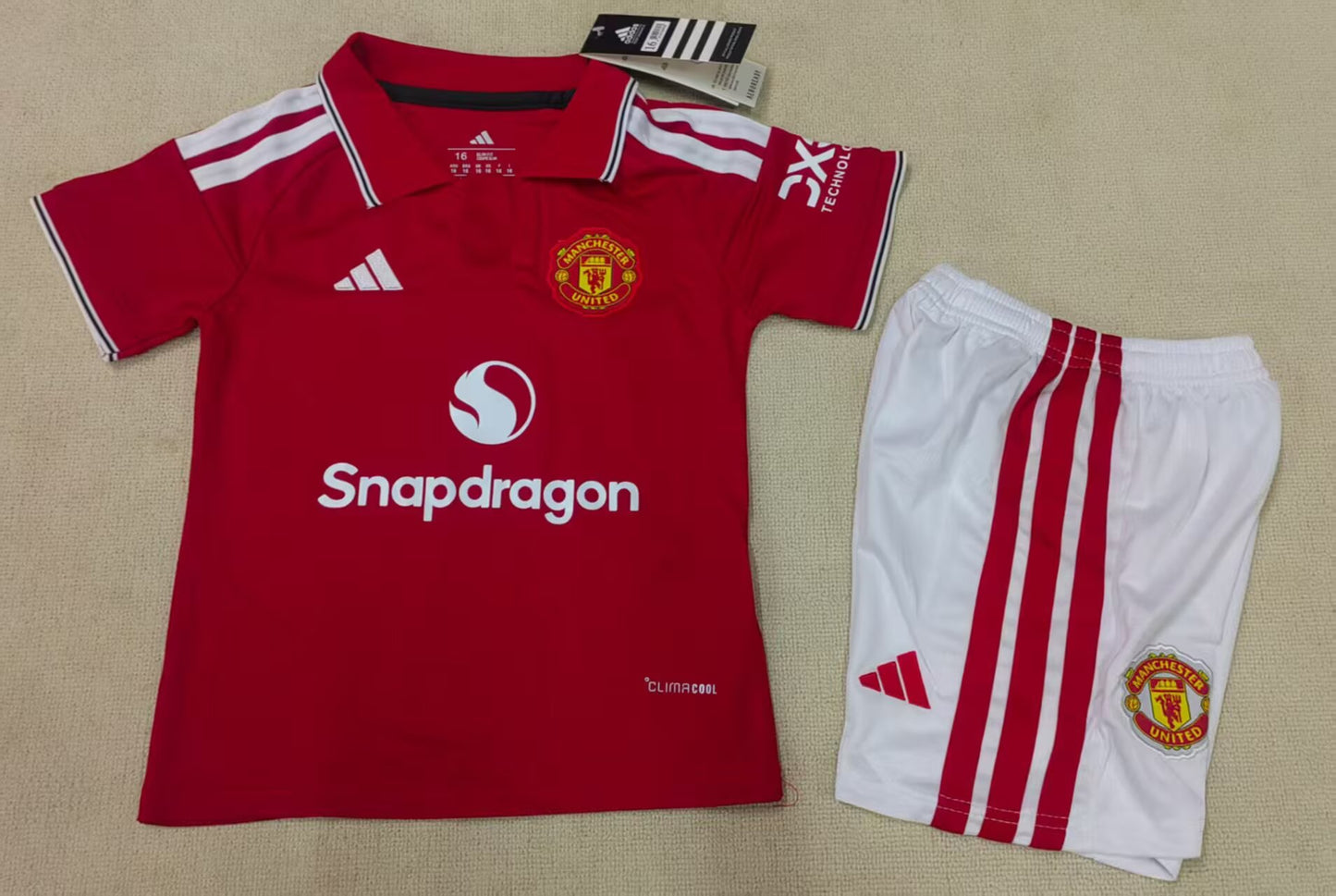 Manchester United 26/27 Kids Home kit