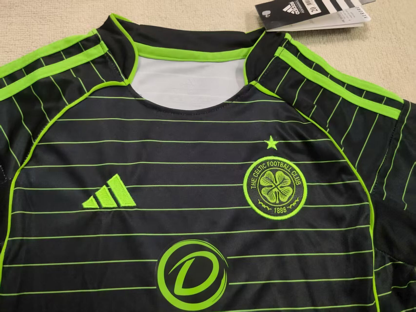 Celtic 25/26 Kids Away kit