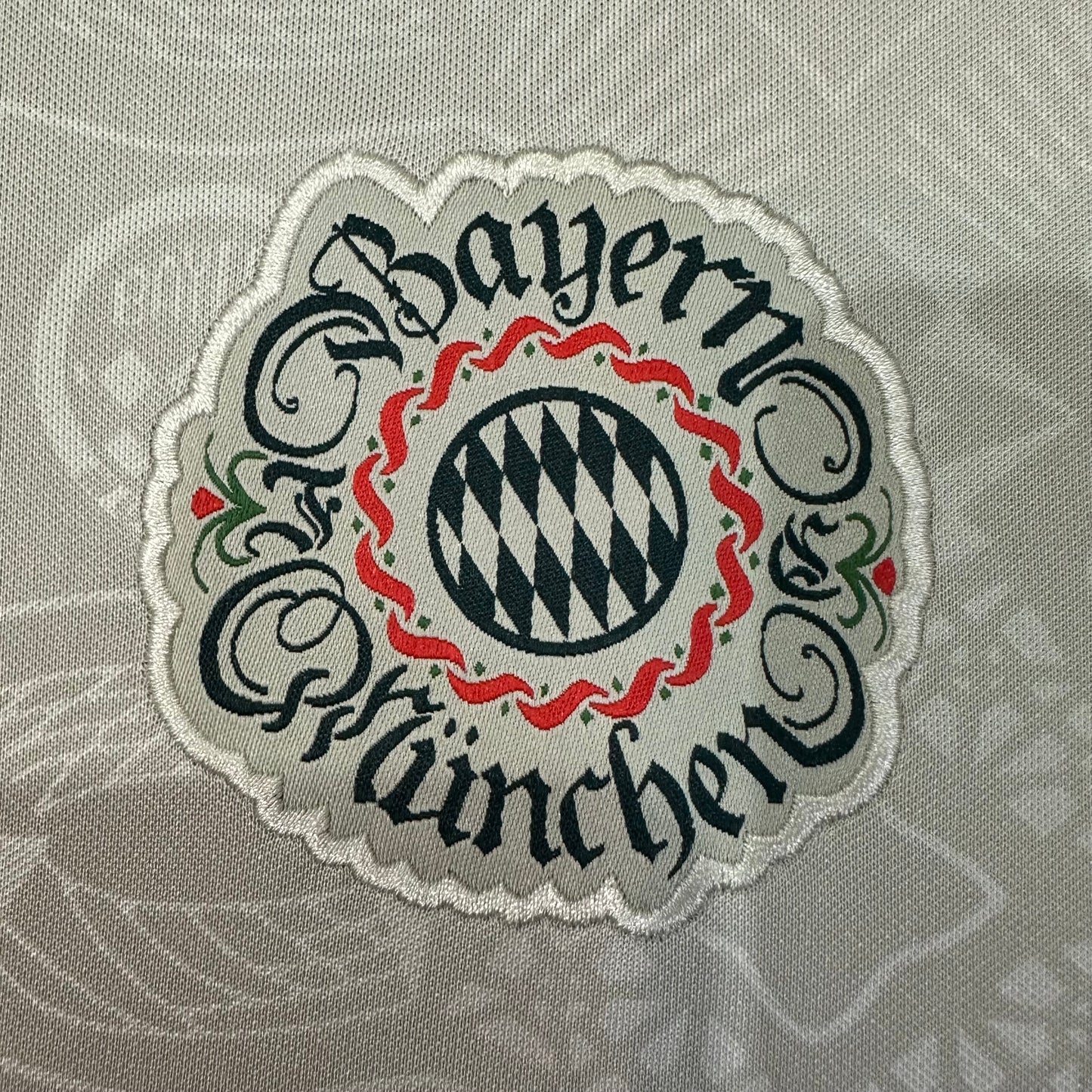 Bayern Munich Oktoberfest (Wiesn) 25/26 kit
