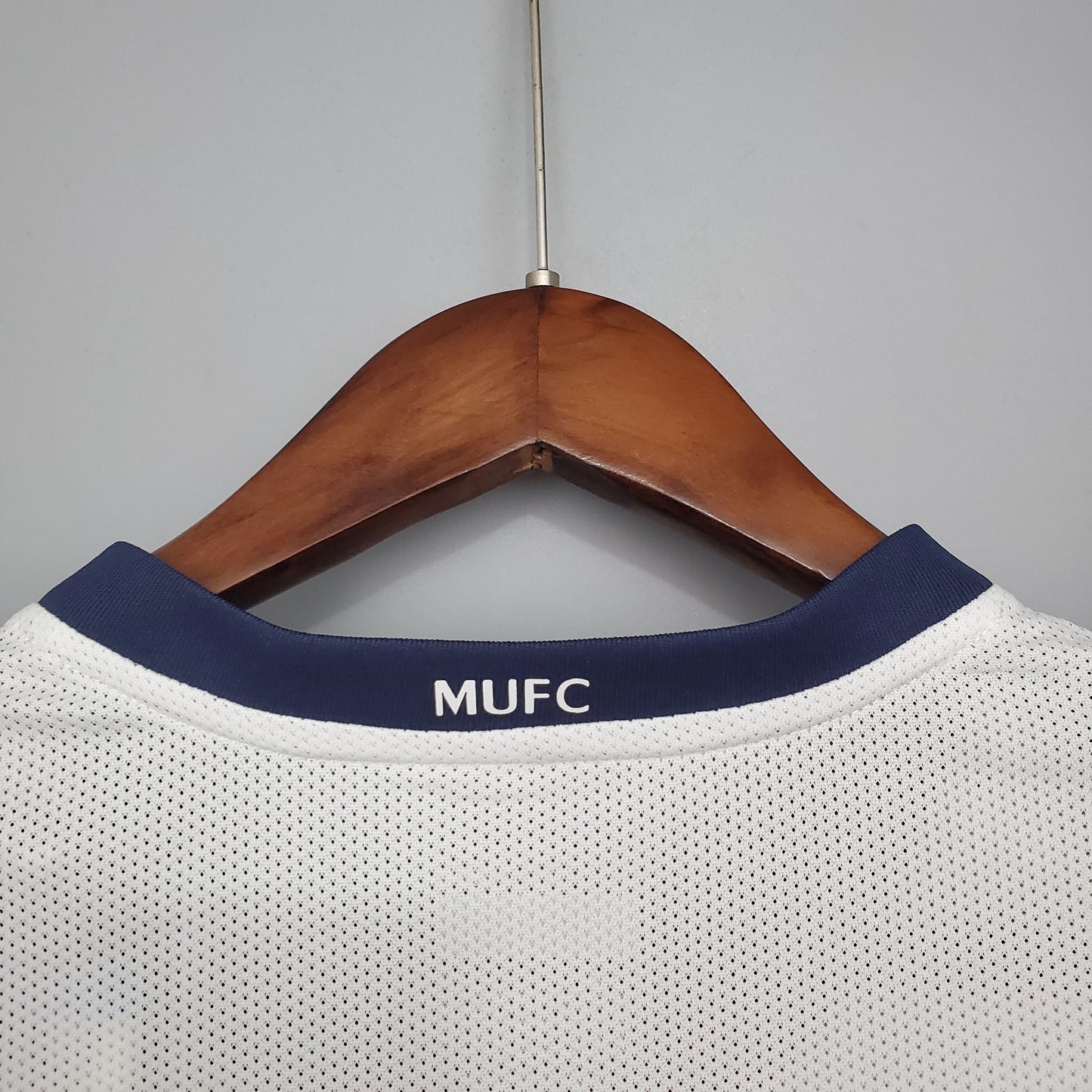 Manchester United Retro 08/09 Away kit