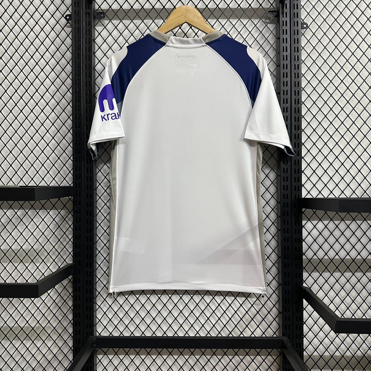 Tottenham Hotspurs 25/26 Home kit