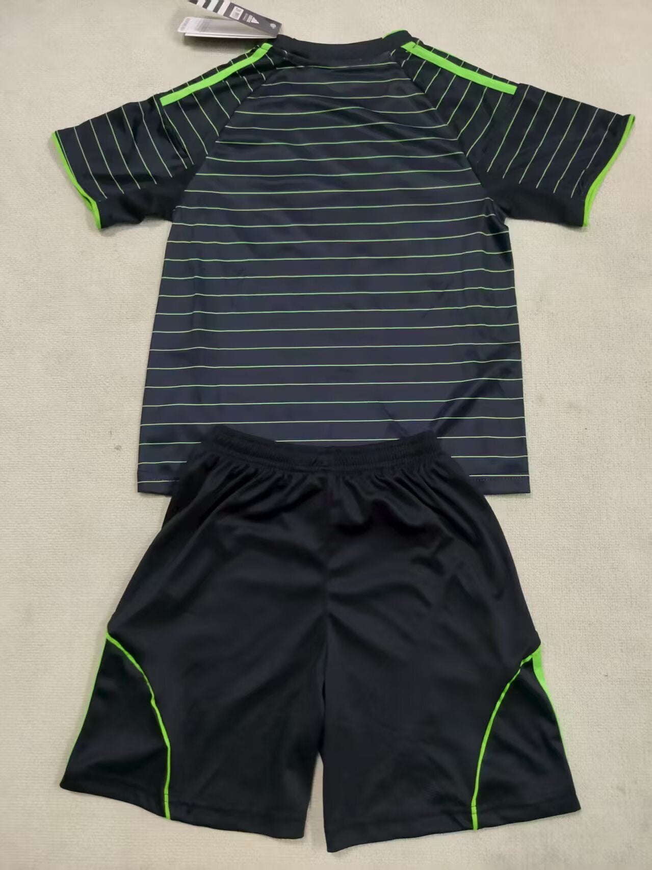 Celtic 25/26 Kids Away kit