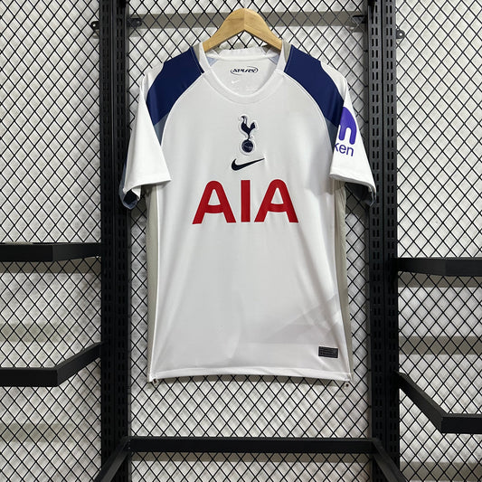 Tottenham Hotspurs 25/26 Home kit