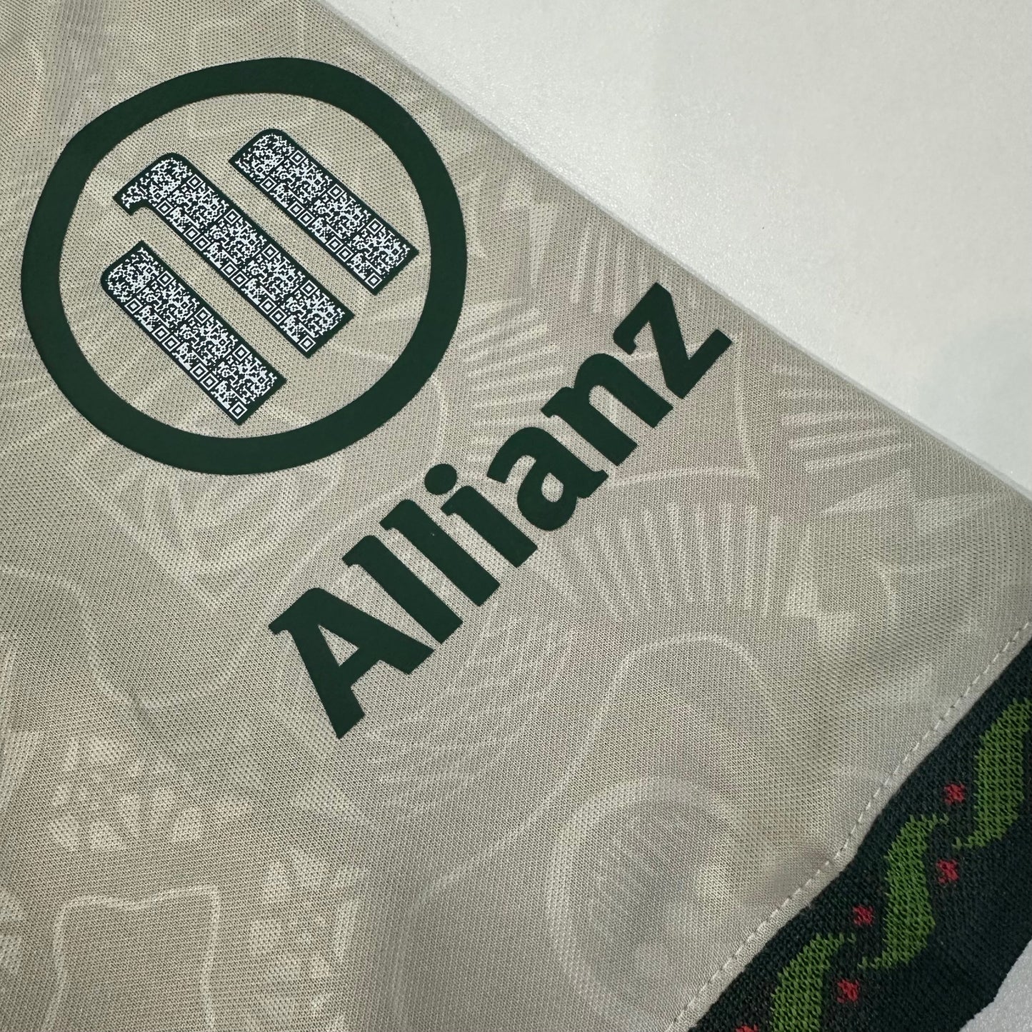 Bayern Munich Oktoberfest (Wiesn) 25/26 kit