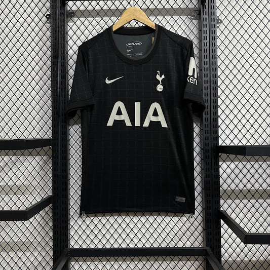 Tottenham Hotspurs 25/26 Away black kit