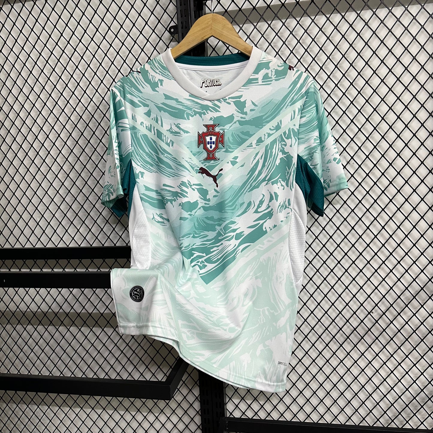 Portugal 26/27 Away kit