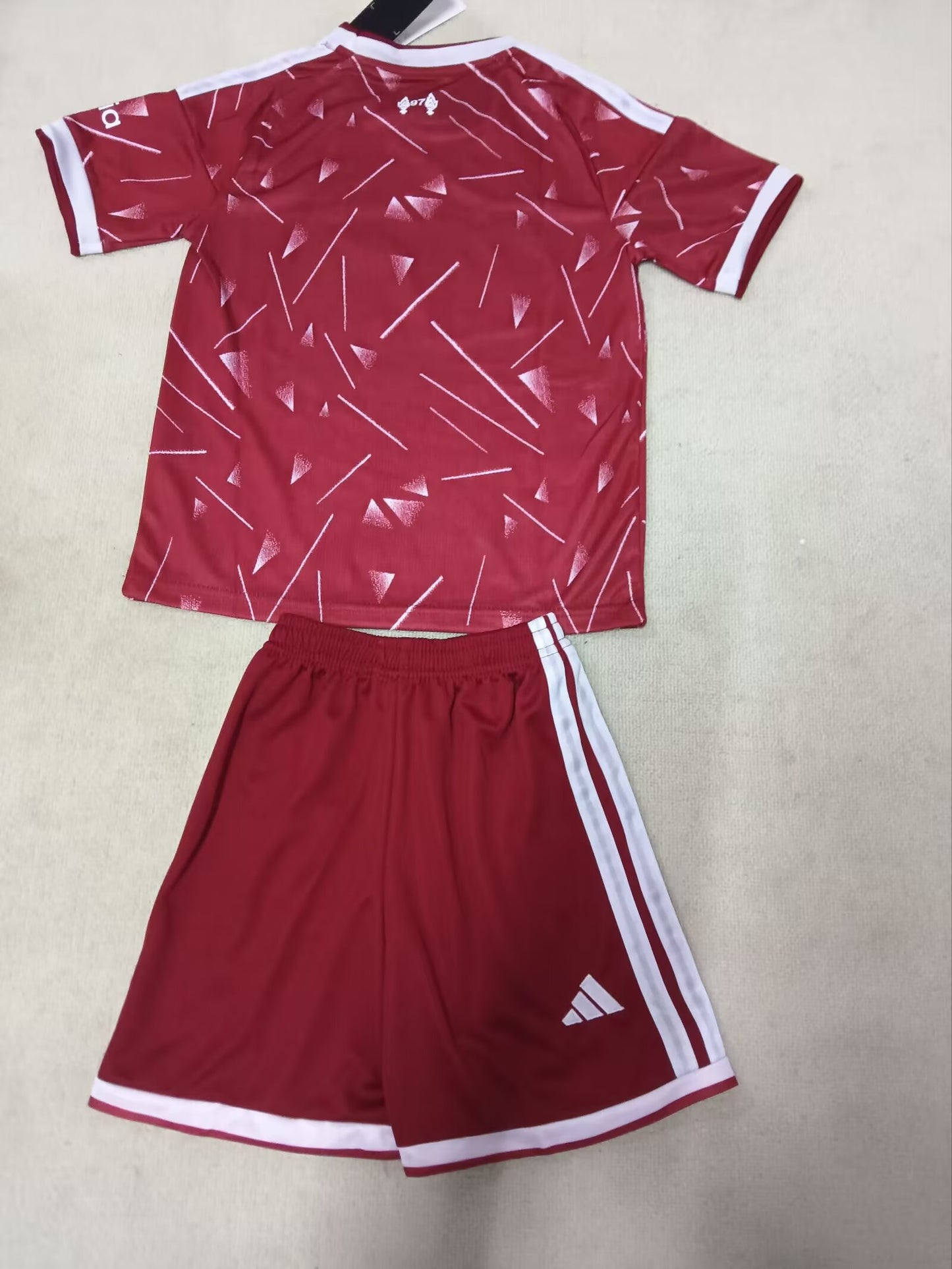 Liverpool 26/27 Kids Home kit