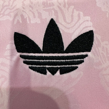 Juventus 26/27 Away Pink kit