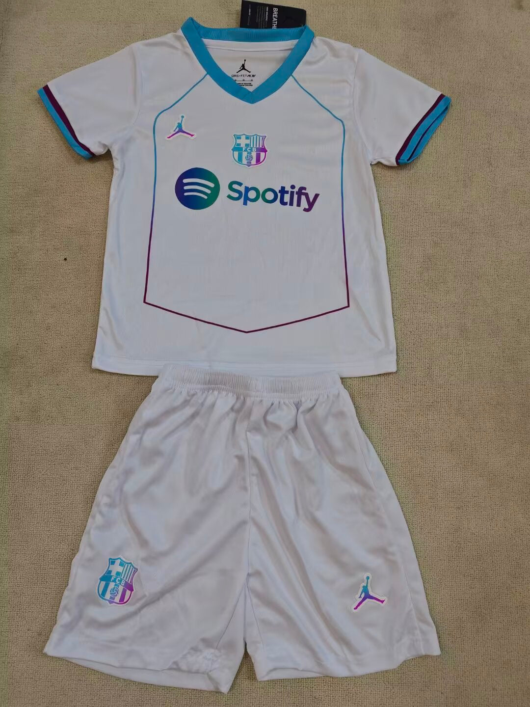 Barcelona 26/27 Kids Away Special kit