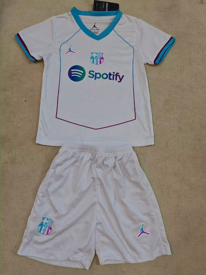 Barcelona 26/27 Kids Away Special kit