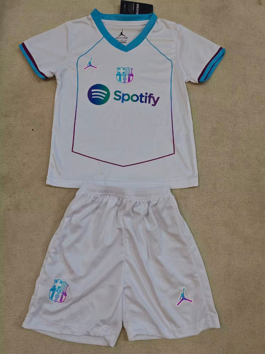 Barcelona 26/27 Kids Away Special kit