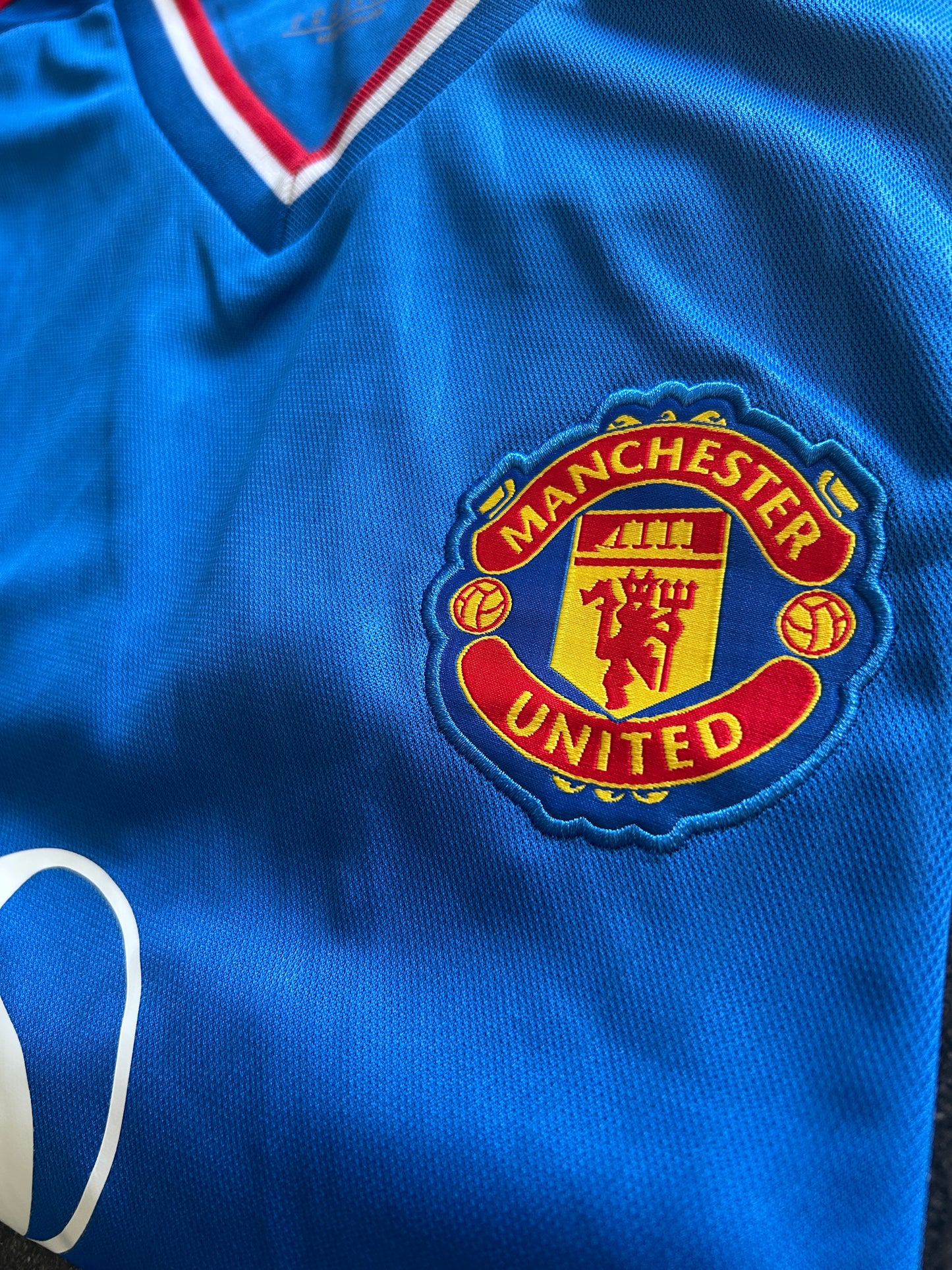 Manchester United 26/27 Away Blue kit