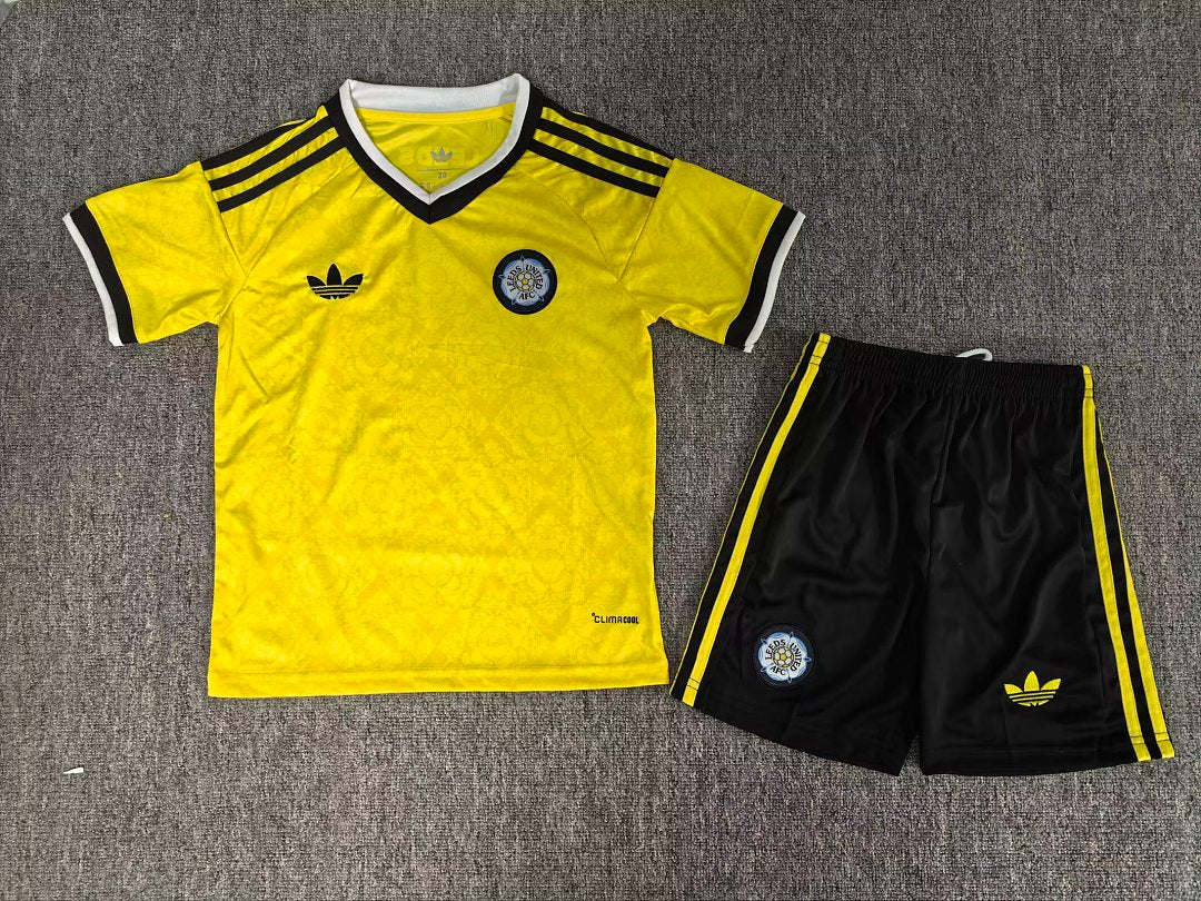 Leeds United 26/27 Kids Away kit