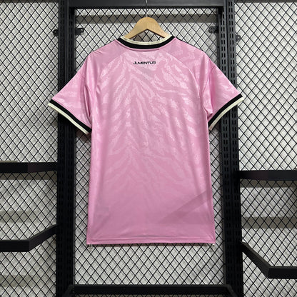 Juventus 26/27 Away Pink kit