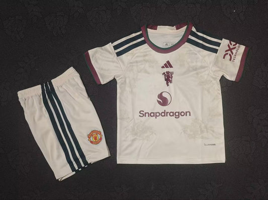 Manchester United 26/27 Kids Away White kit