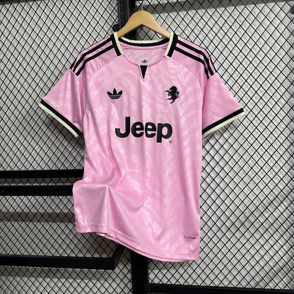Juventus 26/27 Away Pink kit