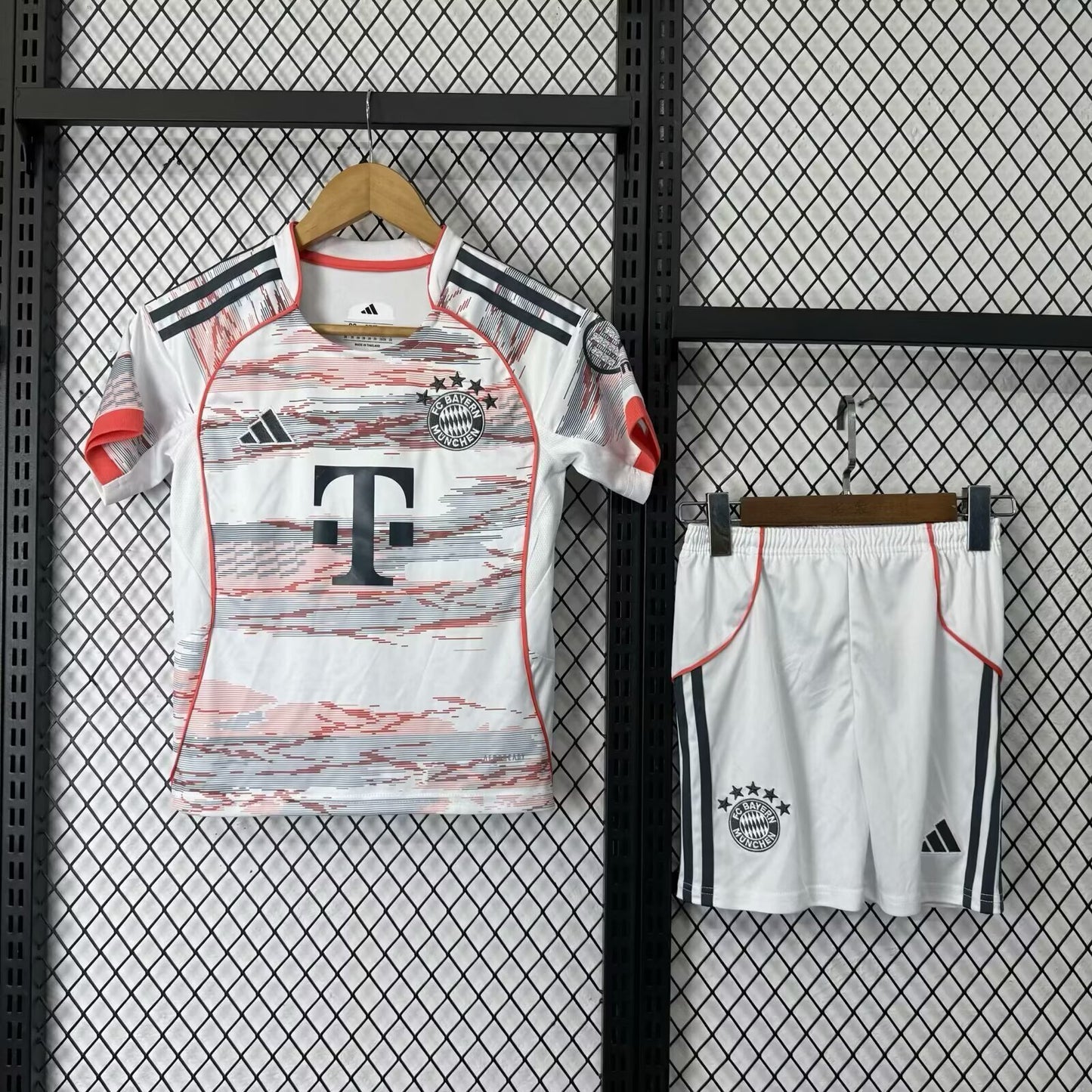 Bayern Munich 25/26 Kids Away kit