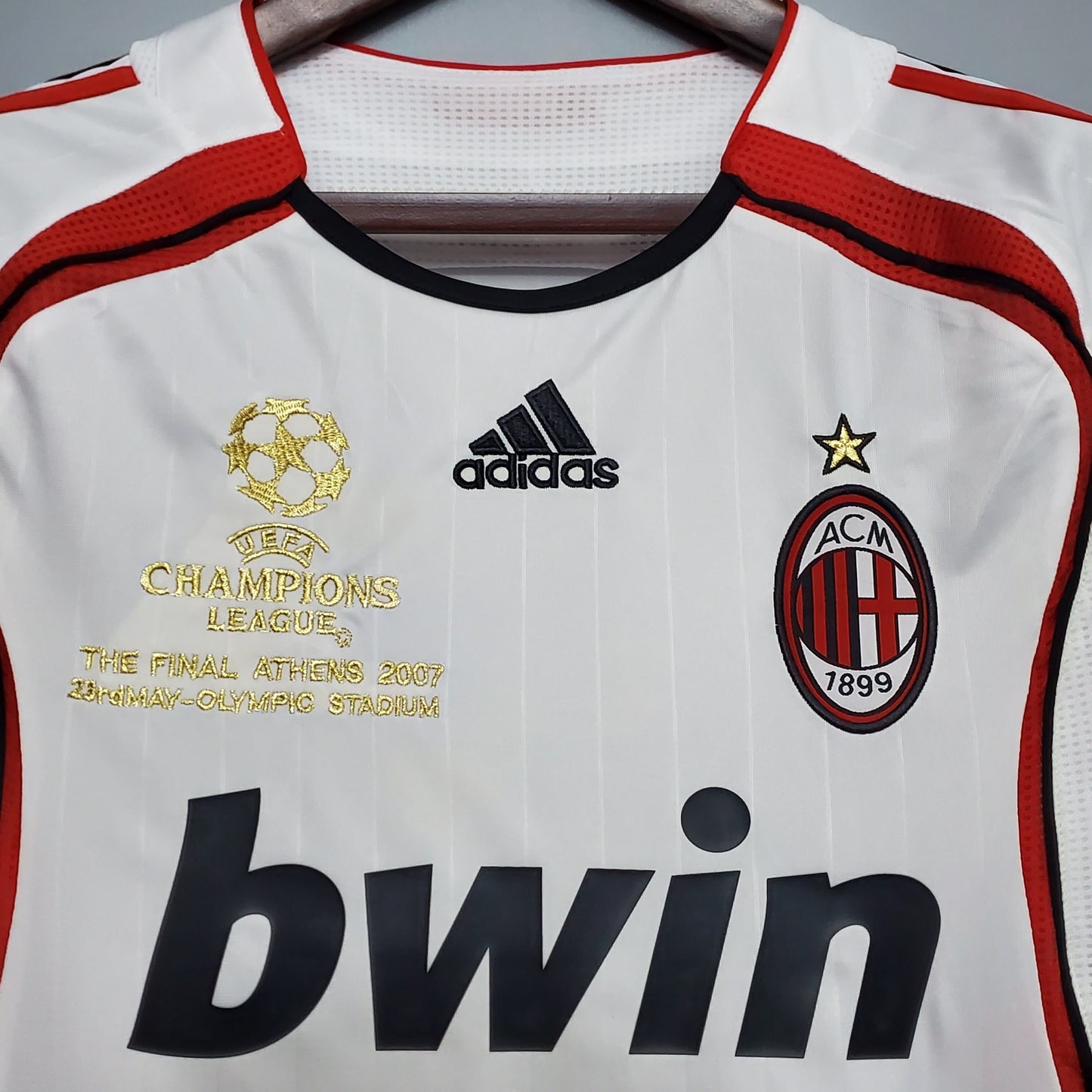 AC Milan Retro 06/07 Away Kit – Retro Football Shirt