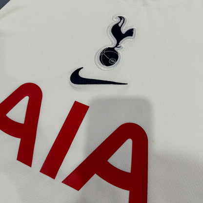 Tottenham Hotspurs 25/26 Home kit