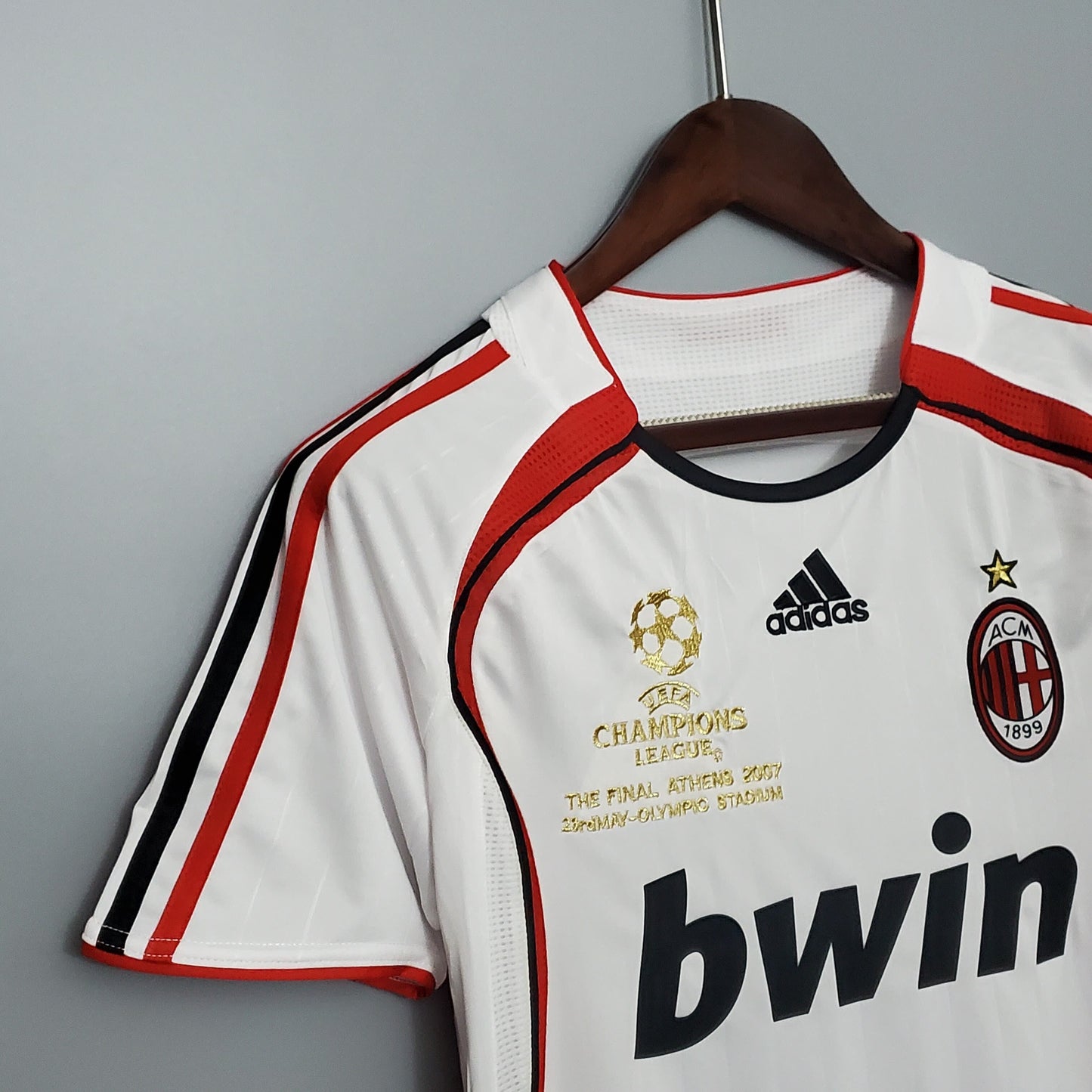 AC Milan Retro 06/07 Away Kit – Retro Football Shirt