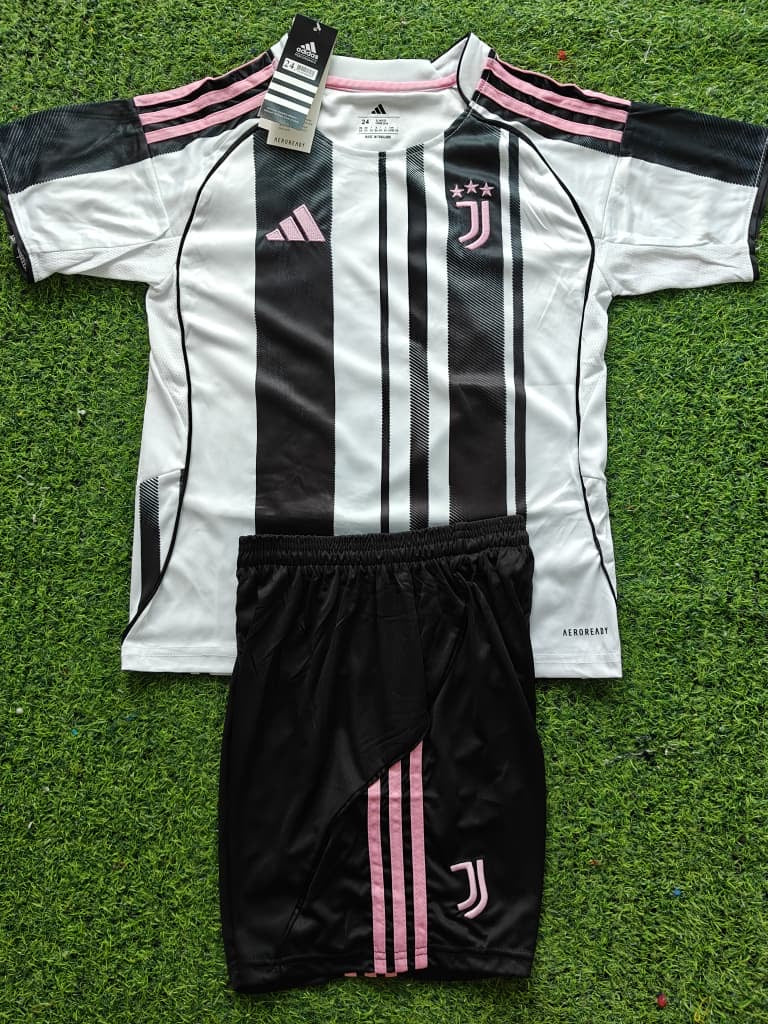 Juventus 25/26 Kids Home Kit