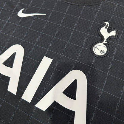 Tottenham Hotspurs 25/26 Away black kit