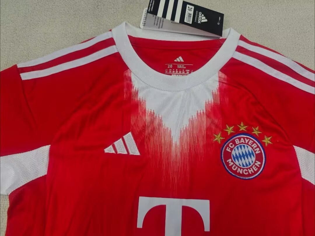 Bayern Munich 25/26 Kids Home kit