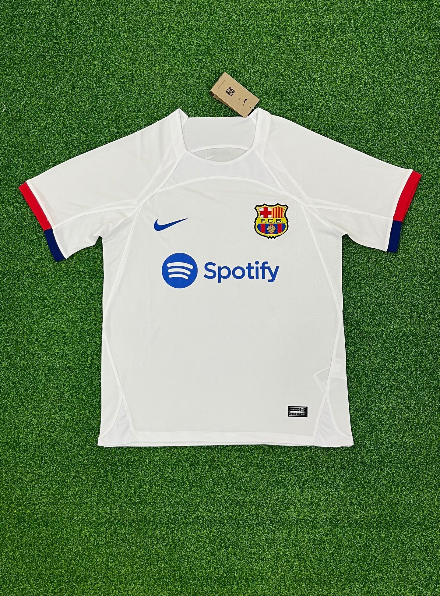 Barcelona 24/25 Special Edition White kit