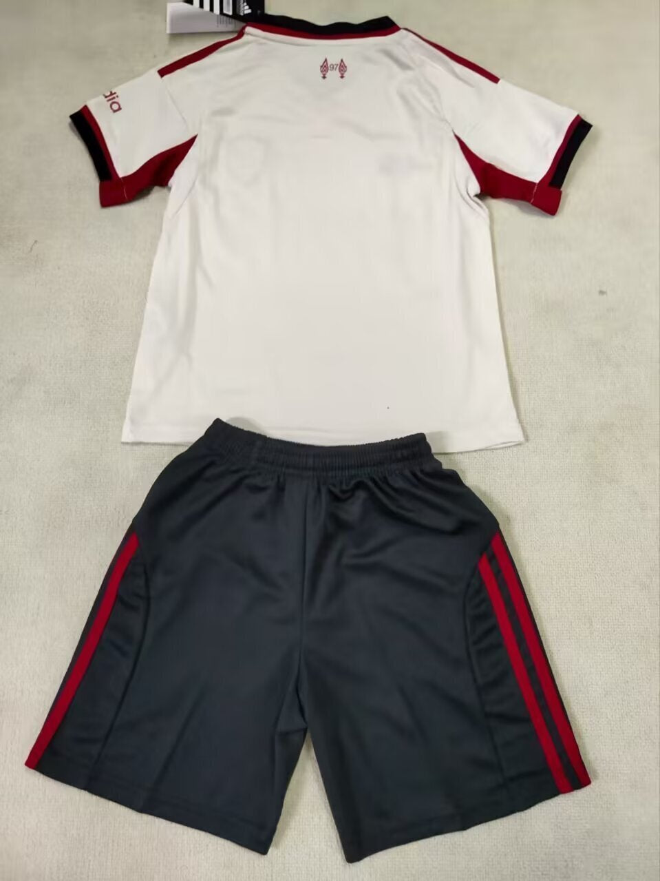Liverpool 25/26 Kids Away kit