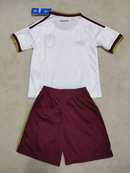 Spain 2026 Kids Away kit