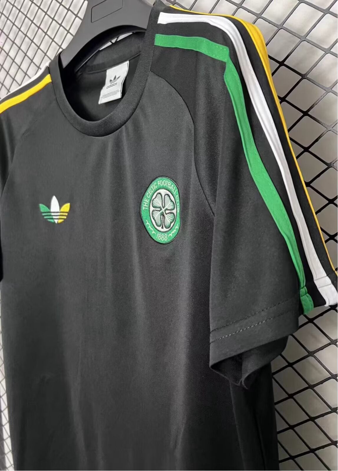 Celtic 26/27 Casual Black kit