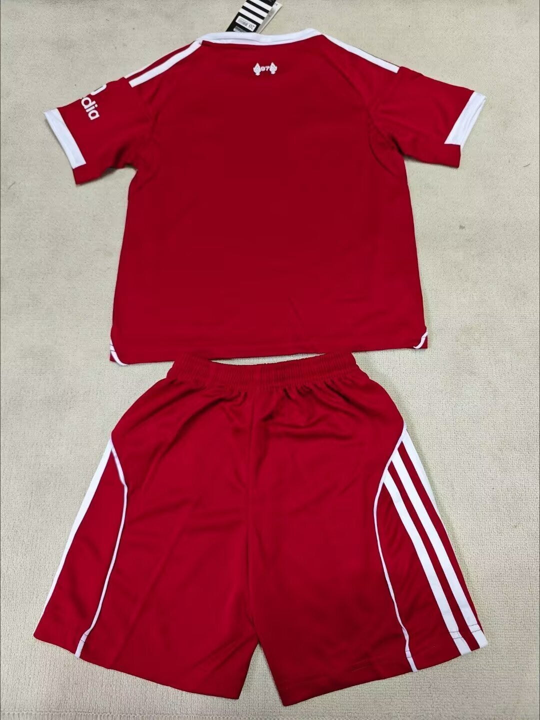Liverpool 25/26 Kids Home kit