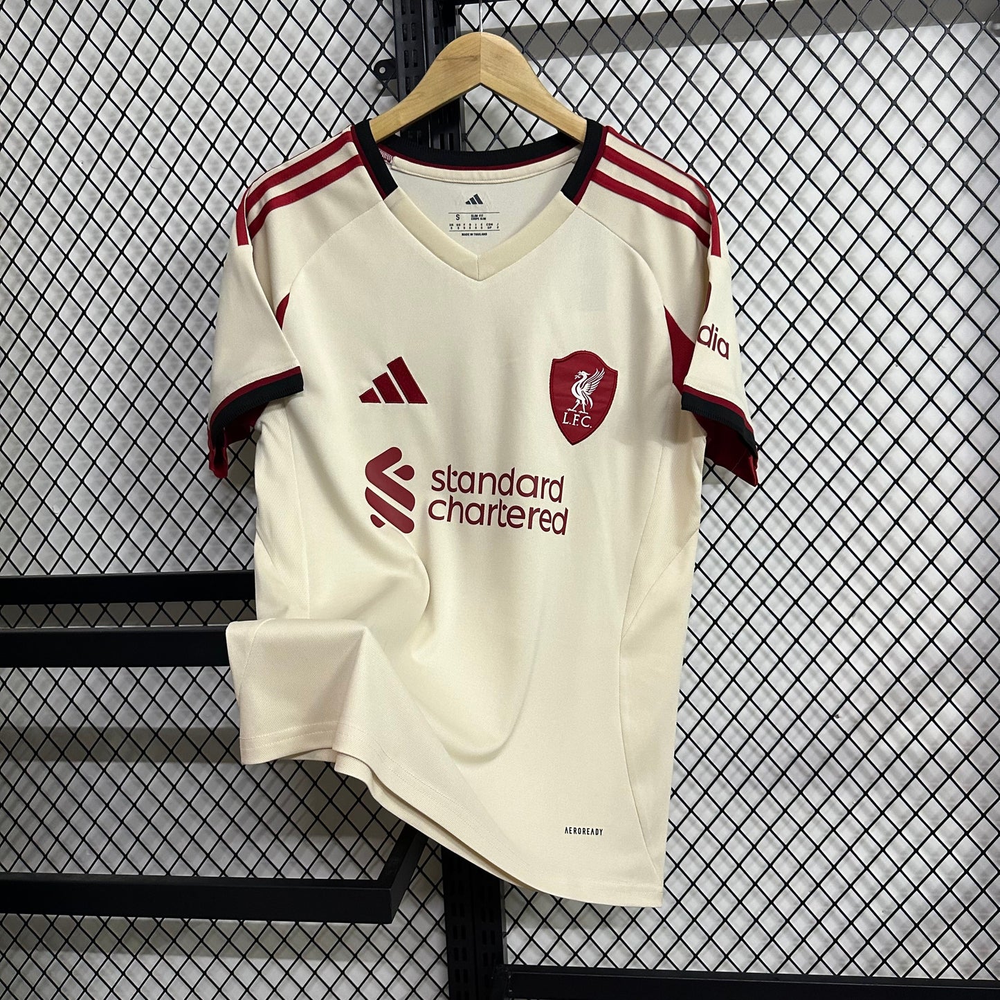 Liverpool 25/26 Away kit
