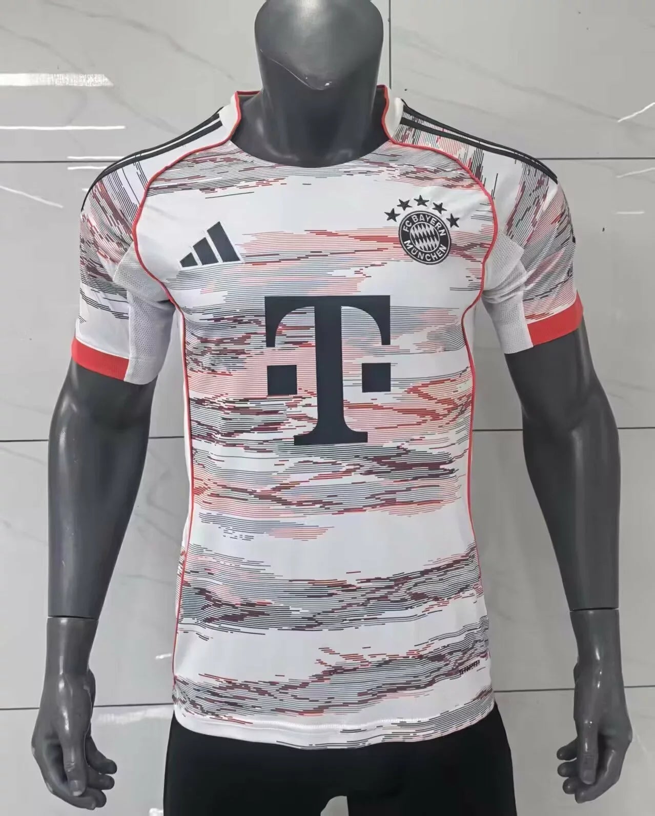 Bayern Munich 24/25 Away kit